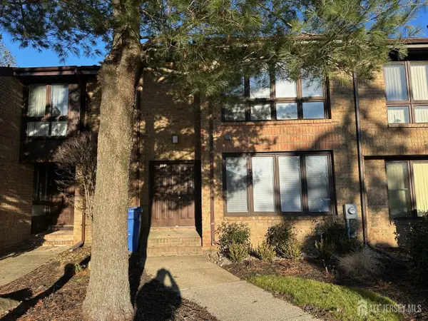 -172 Nathan Drive, North Brunswick, NJ 08902