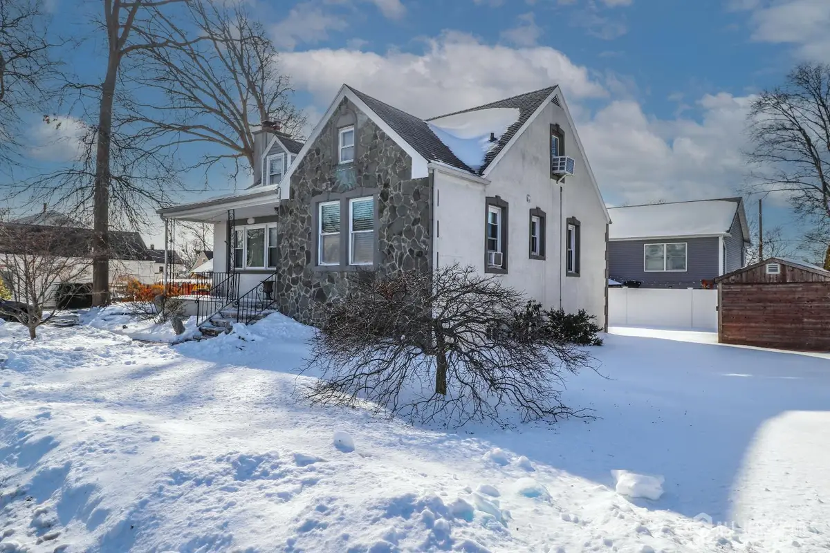 -131 Fairfield Avenue, Fords, NJ 08863 - #1