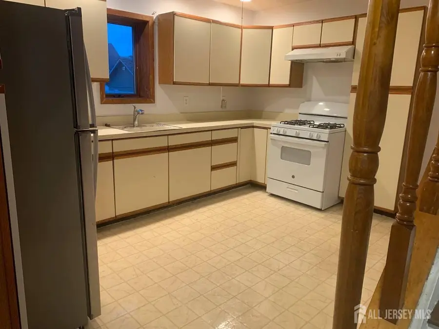 -11 S Pelham Ave Avenue, Edison, NJ 08817 - Image #3