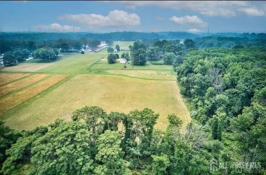 -55-B Davidson Mill Road, South Brunswick, NJ 08902 - Image #3