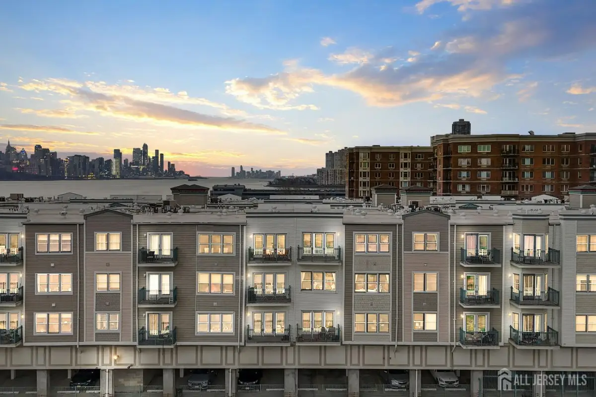 -344 The Promenade, Edgewater, NJ 07020 - Image #1