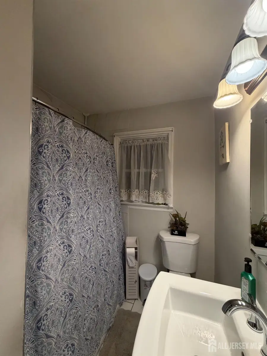 -25 Simpson Street, Hamilton, NJ 08619 - Image #3