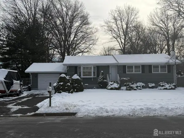 -51 Adams Street, Edison, NJ 08820