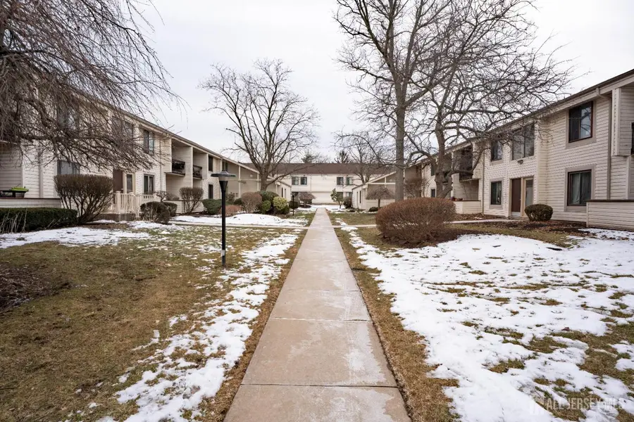 -2-Z Avon Drive, East Windsor, NJ 08520 - Image #2