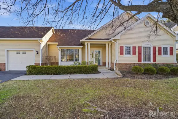 -47 Hedge Row Road, Plainsboro, NJ 08540