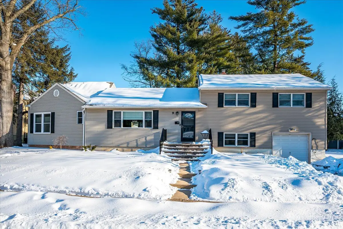 -9 Olden Road, Edison, NJ 08817 - Image #1