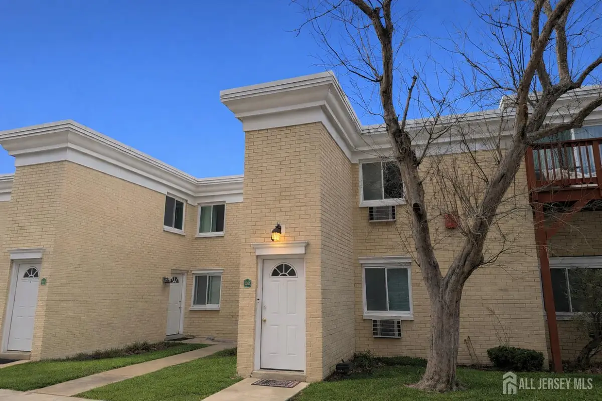-9 Lake Avenue #6B, East Brunswick, NJ 08816 - Image #1