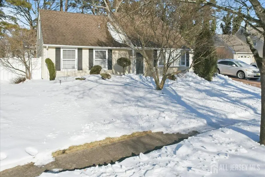-514 Leawood Avenue, Toms River, NJ 08755 - Image #3