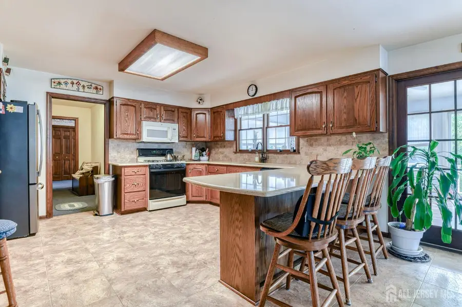 -12 Church Lane, East Brunswick, NJ 08816 - Image #2