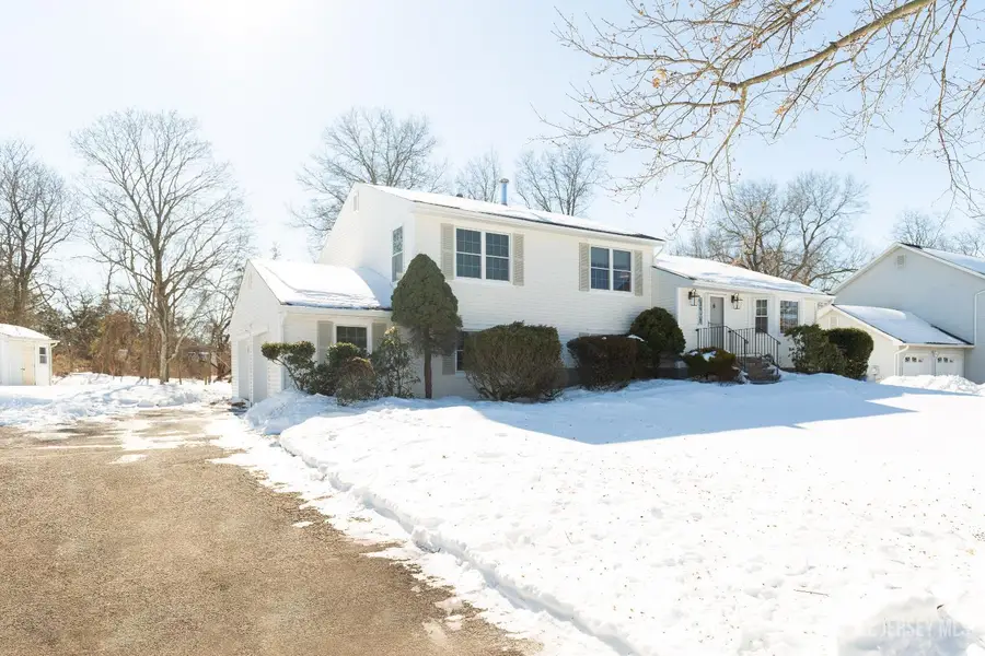 -9 Sturbridge Drive W, Piscataway, NJ 08854 - #2