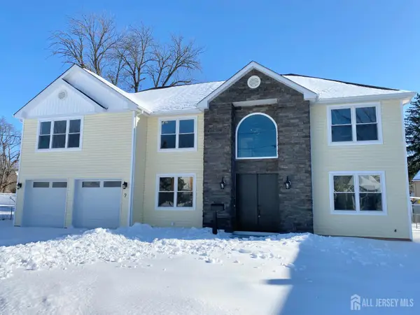 -7 Vale Street, Edison, NJ 08817