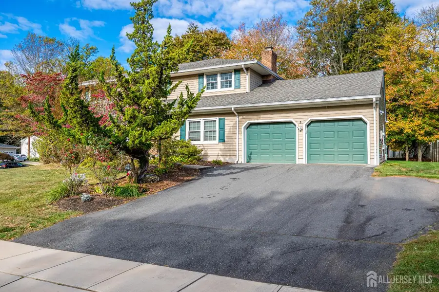 -5 Woodmere Road, North Brunswick, NJ 08902 - #2