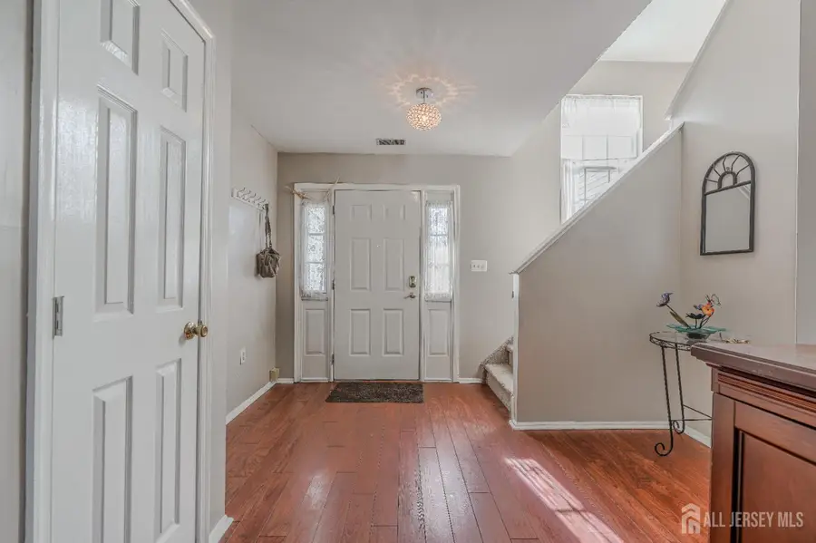 -33 Vandeventer Court, Sayreville, NJ 08872 - #3