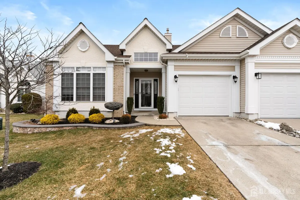 -4 Wellington Place, Monroe, NJ 08831 - #1