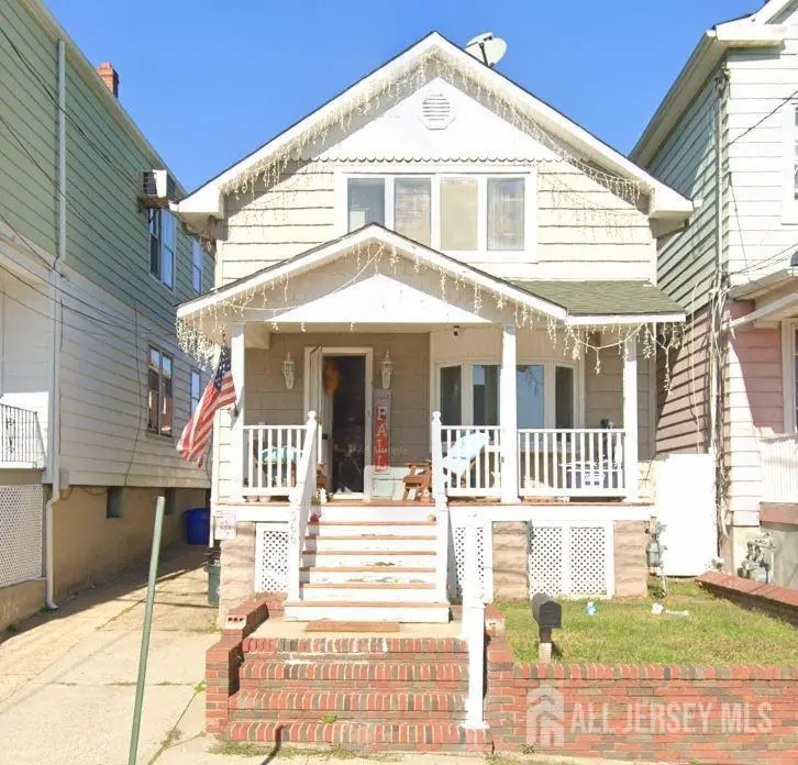 -366 Jeffries Street, Perth Amboy, NJ 08861 - #1