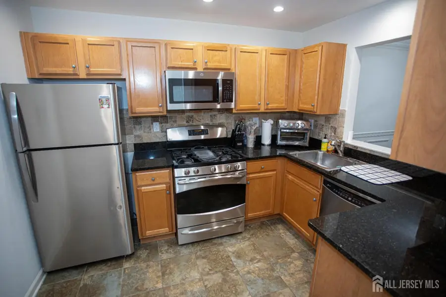 -124 Adamecs Way, South Amboy, NJ 08879 - #2