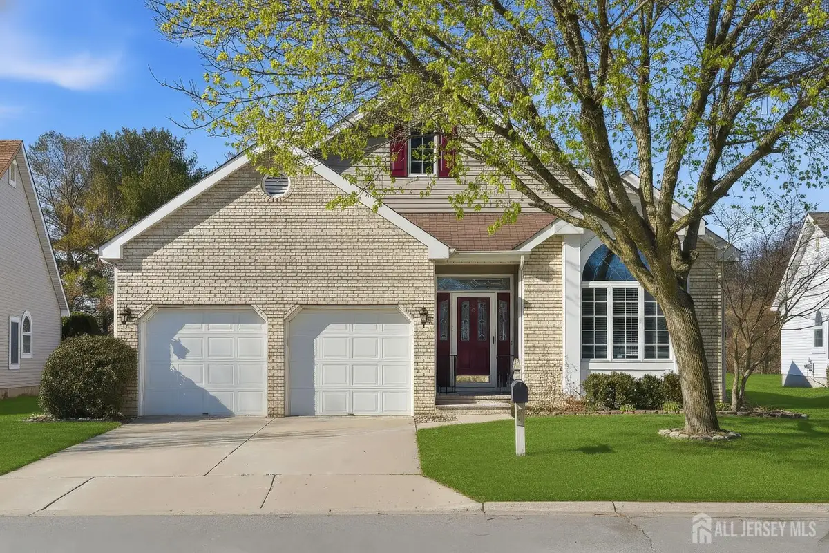 -8 Westminster Drive, Monroe, NJ 08831 - Image #1