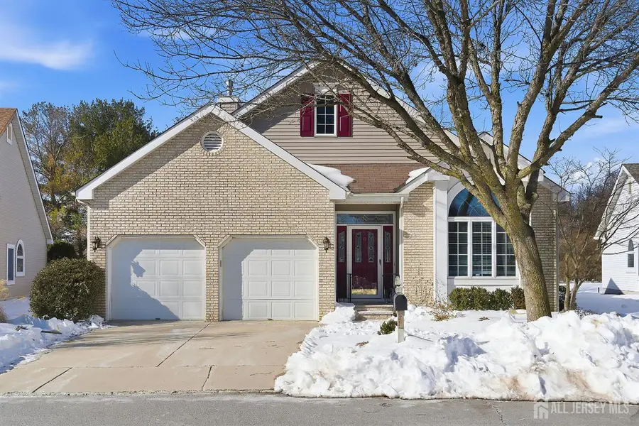 -8 Westminster Drive, Monroe, NJ 08831 - Image #2