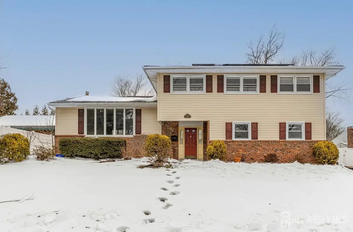 -10 Gavel Road, Sayreville, NJ 08872 - Image #1