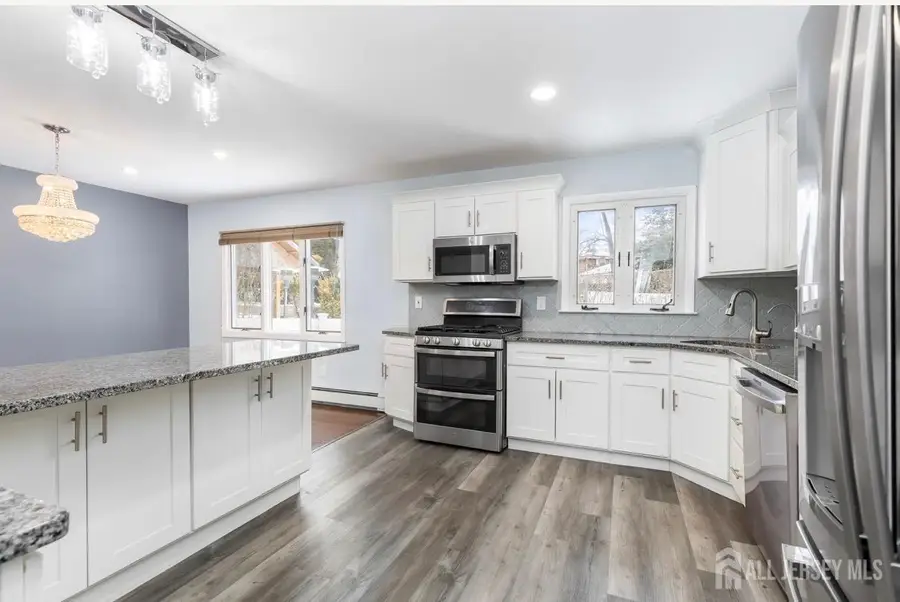 -10 Gavel Road, Sayreville, NJ 08872 - Image #2