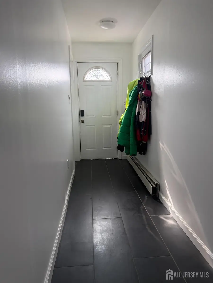 -20 Lincoln Avenue, Carteret, NJ 07008 - Image #3