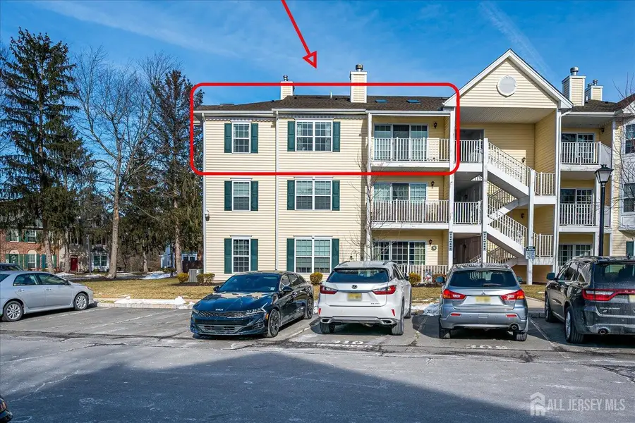 -92 Albury Way, North Brunswick, NJ 08902 - Image #2