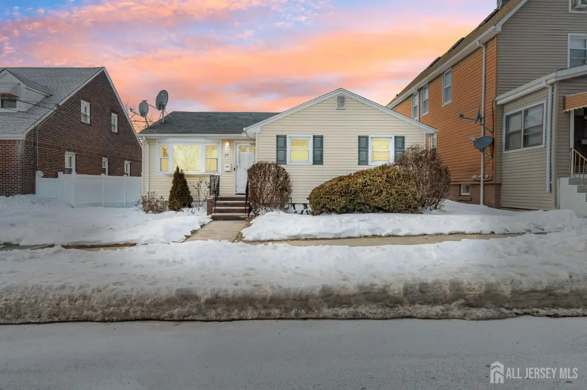 -39 Leick Avenue, Carteret, NJ 07008 - Image #1