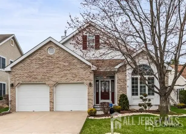 -31 Sherwood Drive, Monroe, NJ 08831 - Image #1