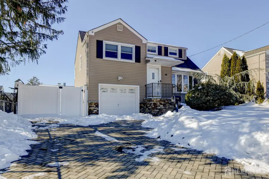 -3 Carter Place, Sayreville, NJ 08859 - Image #2