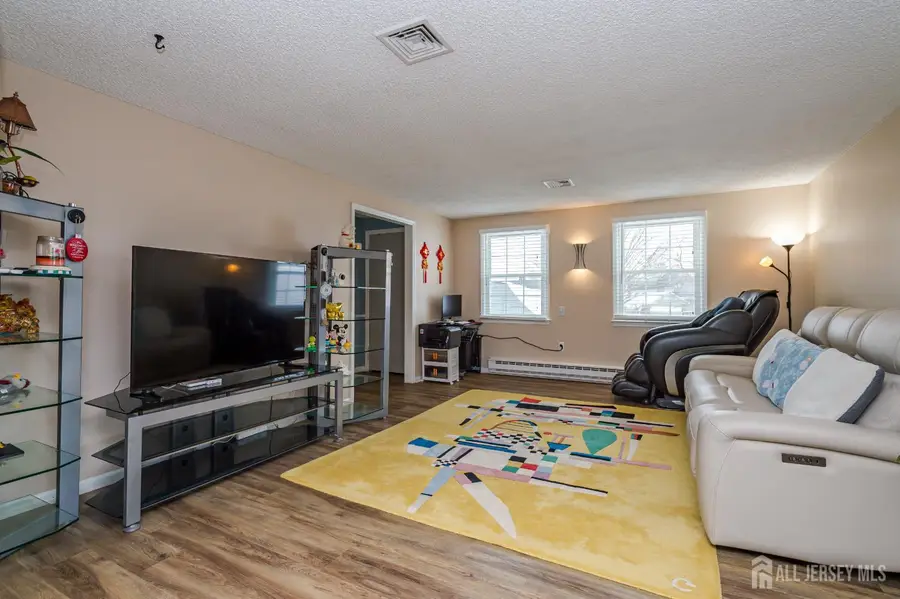 -217 Mayflower Way #O, Monroe, NJ 08831 - Image #2