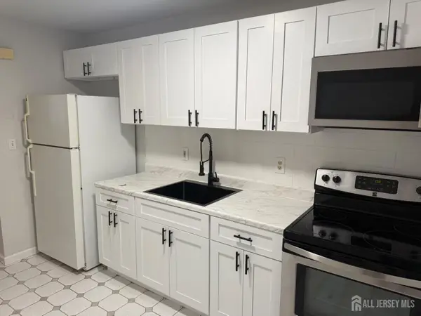 -289 Main Street #3C, Spotswood, NJ 08884