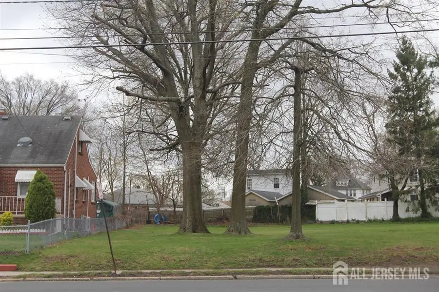 -808 King Georges Road, Fords, NJ 07095 - #2