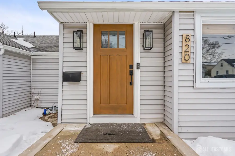 -820 Front Street, Dunellen, NJ 08812 - #2