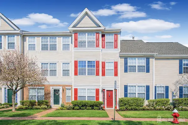 -25 Puchala Drive, Sayreville, NJ 08859