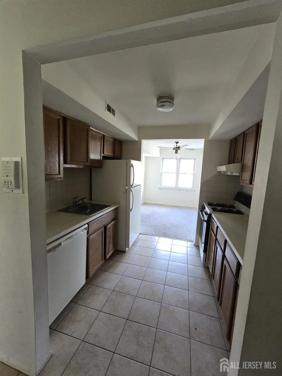 -198 Sierra Court, Woodbridge, NJ 07095 - #1