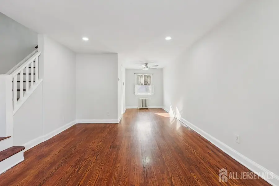 -555 Main Street, Metuchen, NJ 08840 - #3