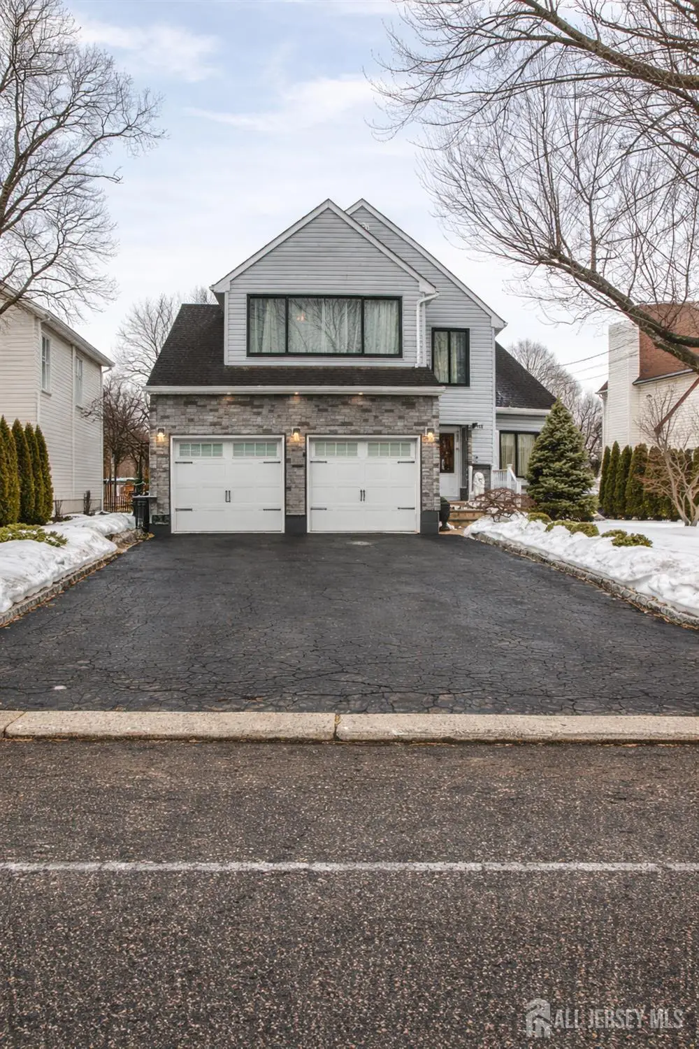 -112 W Willow Street W, Colonia, NJ 07067 - #1