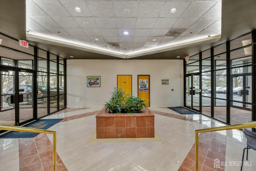 -30 S Adelaide Avenue S #4J, Highland Park, NJ 08904 - #2