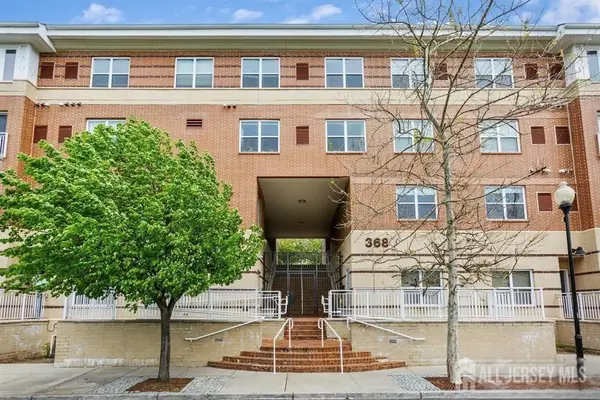 -368 Rector Street #408, Perth Amboy, NJ 08861