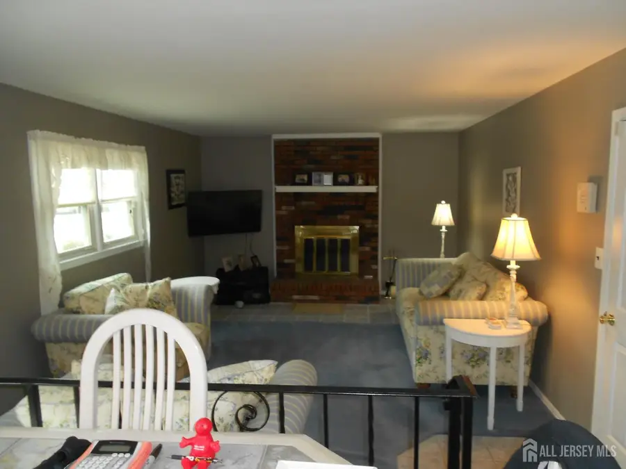 -3 Tiby Place, Deans, NJ 08852 - #3