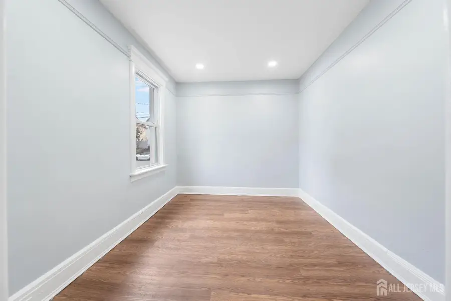 -86 S Fulton Street S, Woodbridge, NJ 07095 - #3