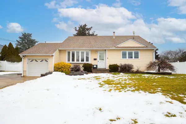 -1397 Seminole Road, North Brunswick, NJ 08902