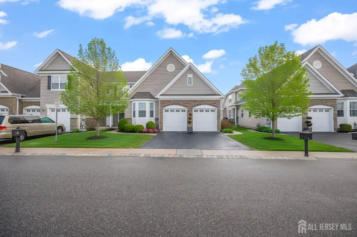 -5 Traditions Place, Monroe, NJ 08831 - #1