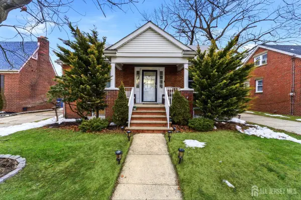 -142 Liberty Street, Fords, NJ 08863