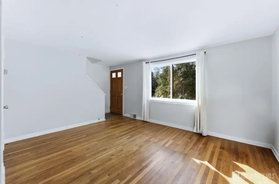 -123 Newman Street, Metuchen, NJ 08840 - #3