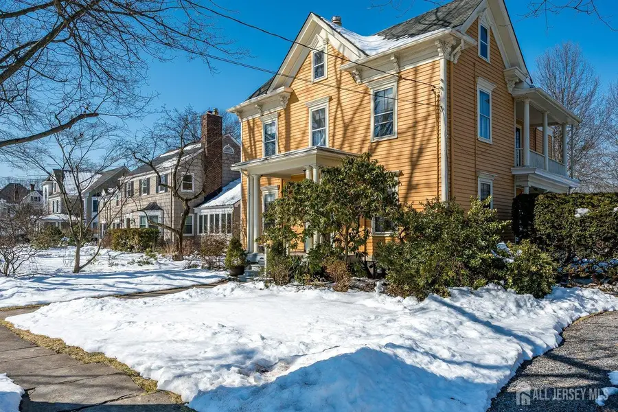 -52 Spring Street, Metuchen, NJ 08840 - #2