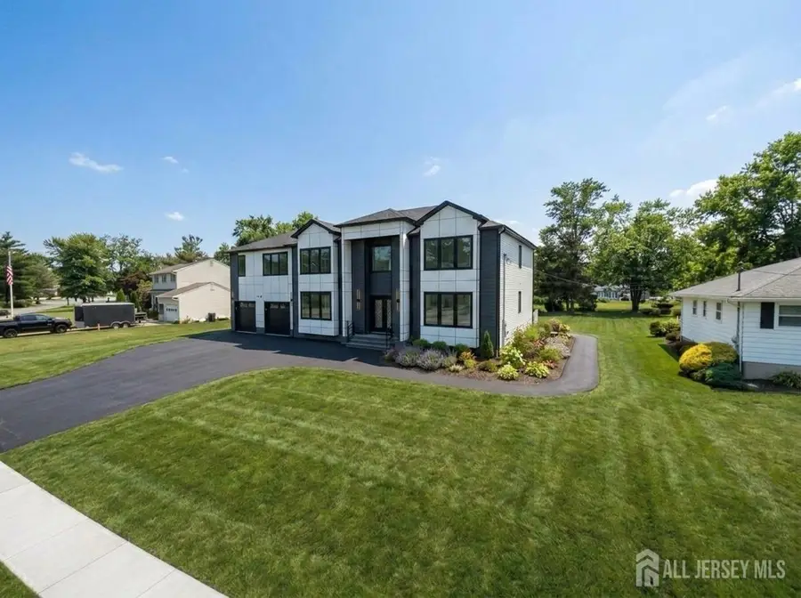 -11 Williams Road, Kendall Park, NJ 08824 - #3