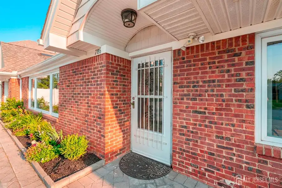 -786 Wood Avenue, Colonia, NJ 07067 - #3