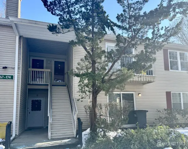 -171 Applegate Lane, East Brunswick, NJ 08816