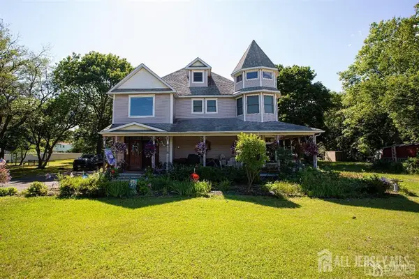 -219 Johnson Lane, Sayreville, NJ 08859